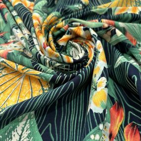 Tecido Viscose Floral e Folhagens Fundo Casca de Árvore Tecido Viscose Floral e Folhagens Fundo Casca de Árvore • Luema 2