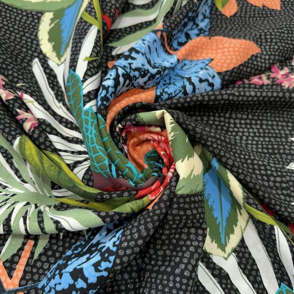Tecido Viscose Estampada Folhagens e Flores Fundo Pontilhado • Luema Tecidos