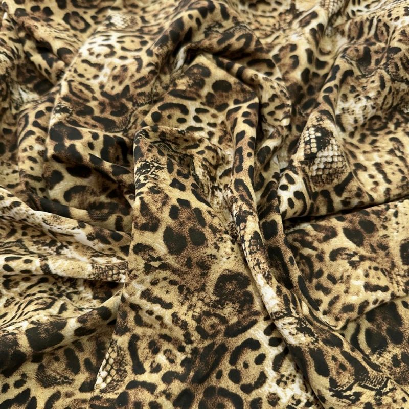 Tecido Viscose Estampada Animal Print Savana • Luema Tecidos