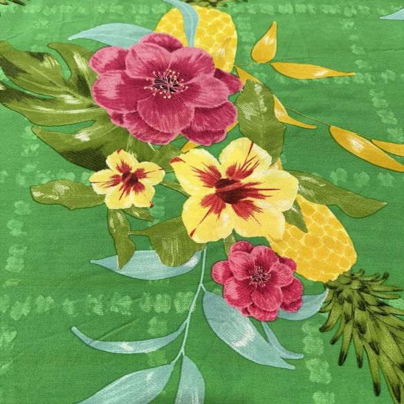 Tecido Viscose Estampada Floral Abacaxi Fundo Verde • Luema Tecidos