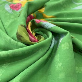 Tecido Viscose Estampada Floral Abacaxi Fundo Verde • Luema Tecidos 2