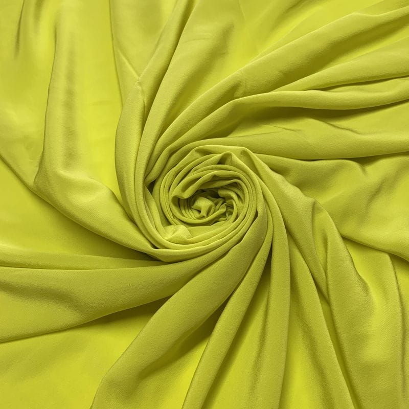 Crepe de Chine Seda Pura Amarelo Gema • Luema Tecidos