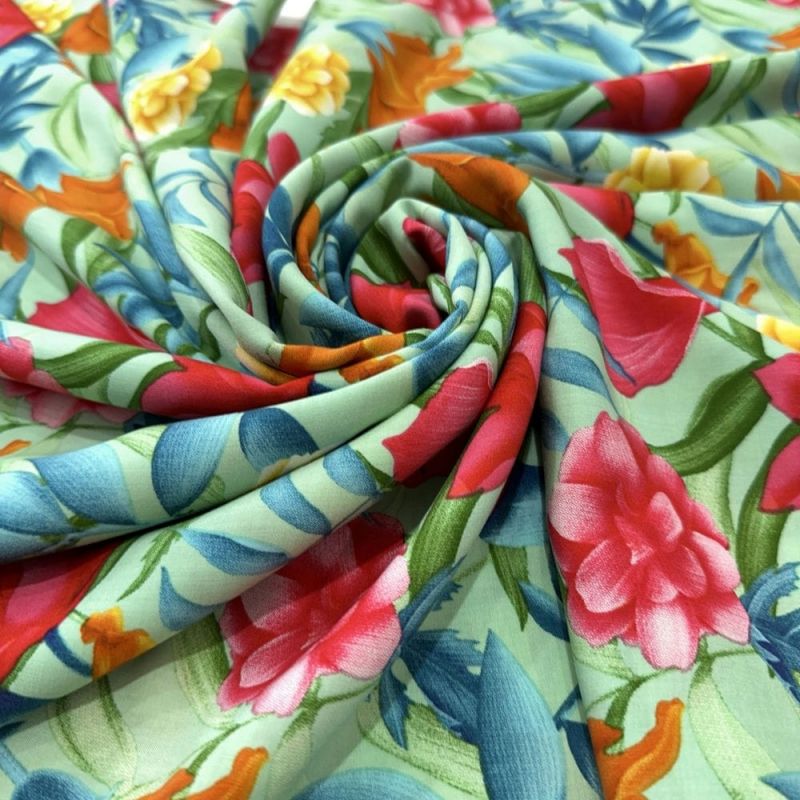 Tecido Viscose Estampada Floral Coloridos Fundo verde • Luema Tecidos