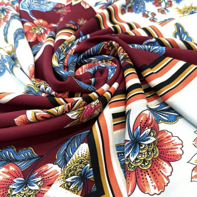 Tecido Viscose Estampada Quadros Floral Azul e Marsala • Luema Tecidos
