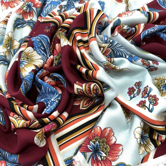 Tecido Viscose Estampada Quadros Floral Azul e Marsala • Luema Tecidos