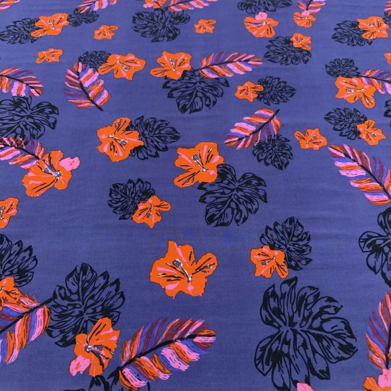 Tecido Viscose Estampada Folhagens e Flores Fundo Marinho • Luema Tecidos