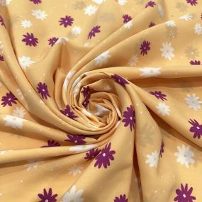 Tecido Viscose Estampada Micro Floral Fundo Amarelinho Tecido Viscose Estampada Micro Floral Fundo Amarelinho • Luema Tecidos