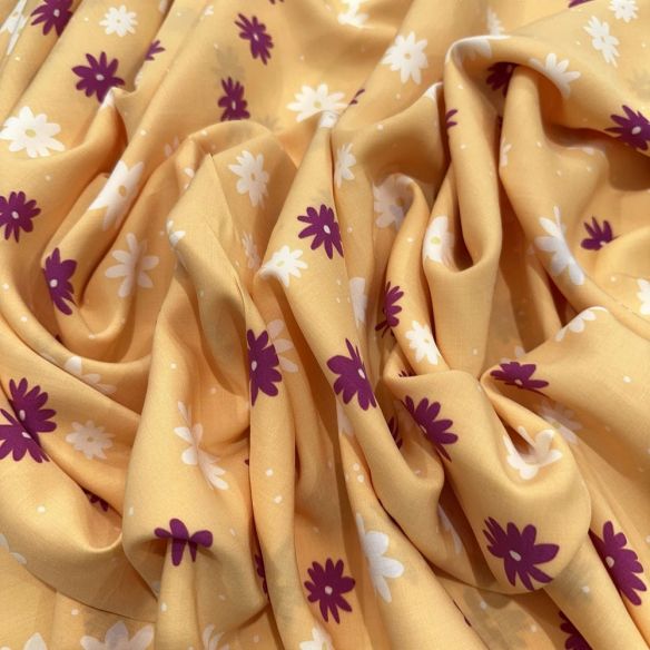 Tecido Viscose Estampada Micro Floral Fundo Amarelinho • Luema Tecidos Tecido Viscose Estampada Micro Floral Fundo Amarelinho • Luema Tecidos