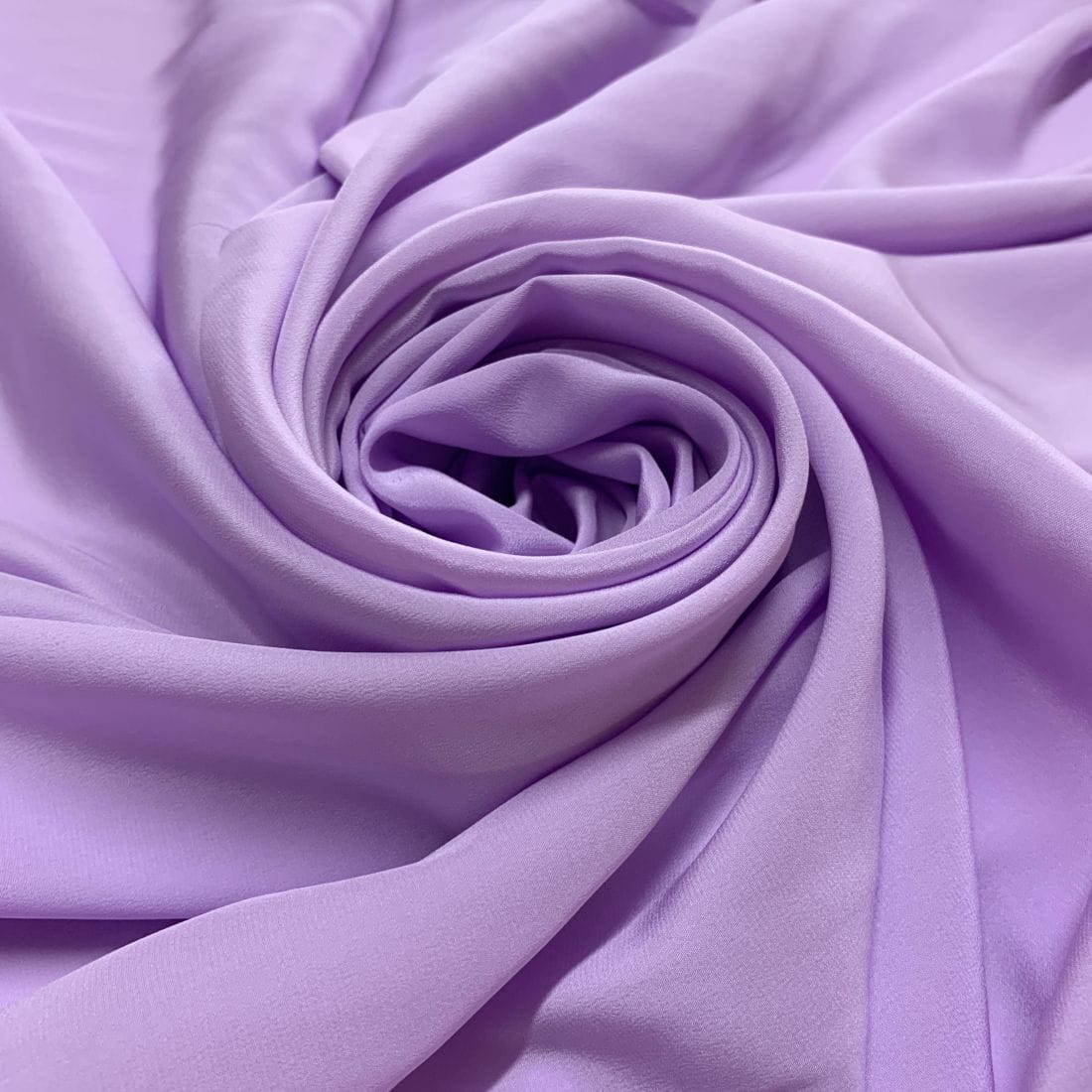 Crepe de Chine 100% Seda Lilás • Luema Tecidos