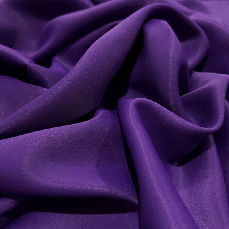 Tecido Crepe Patou Roxo • Luema Tecidos