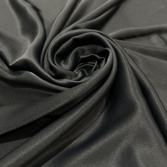 Tecido Crepe Patou Preto • Luema Tecidos