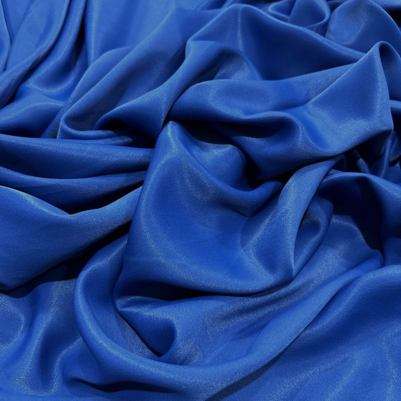 Tecido Crepe Patou Azul Klein • Luema Tecidos
