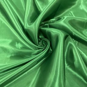 Tecido Cetim Charmeuse Verde Bandeira Tecido Cetim Charmeuse Verde Bandeira • Luema Tecidos