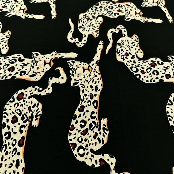 Tecido Crepe de Chine Seda Pura Onças • Luema Tecidos