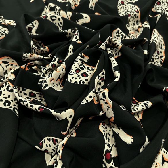 Tecido Crepe de Chine Seda Pura Onças • Luema Tecidos