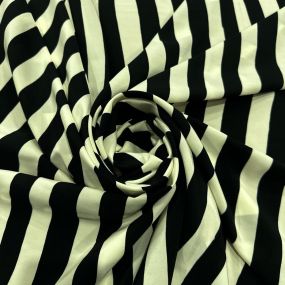 Tecido Crepe de Chine Seda Pura Listra Off e Preto Tecido Crepe de Chine Seda Pura Listra Off e Preto • Luema Tecidos
