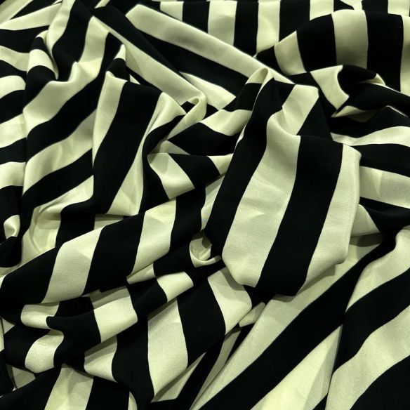Tecido Crepe de Chine Seda Pura Listra Off e Preto • Luema Tecidos