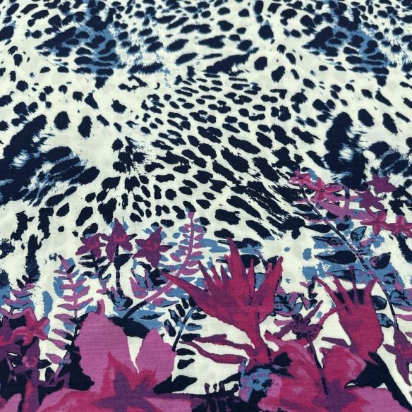 Tecido Viscose Barrado Onça Rosa e Azul • Luema Tecidos Tecido Viscose Barrado Onça Rosa e Azul • Luema Tecidos