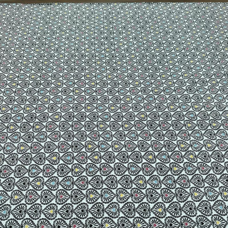 Tecido Viscose Corações Coloridos • Luema Tecidos