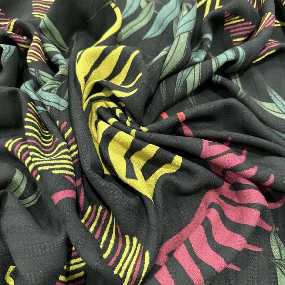 Tecido Viscose Jacquard Folhagens Colorido • Luema Tecidos