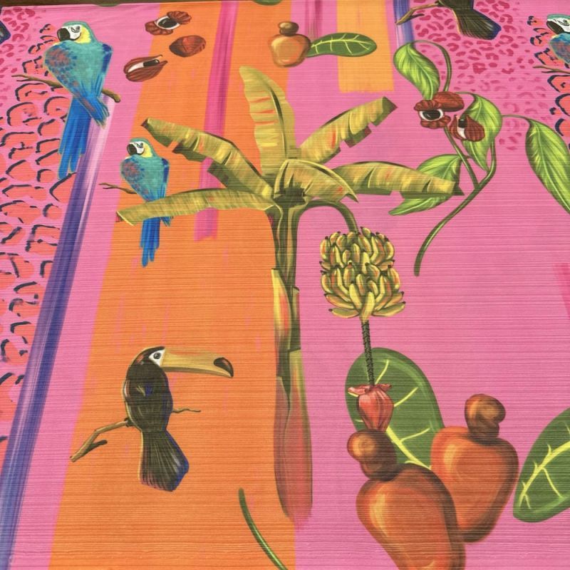 Tecido Crepe de Malha Canelada Aves Fundo Rosa • Luema Tecidos