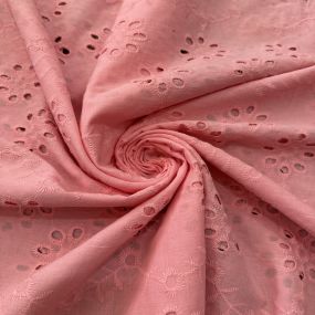 Tecido Laise de algodão Bordada Romantic Rosa Tecido Laise de algodão Bordada Romantic Rosa • Luema Tecidos