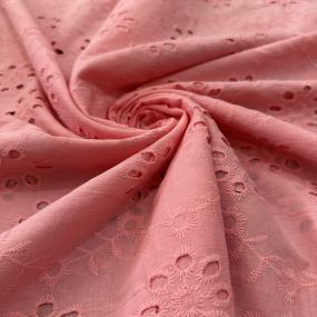 Tecido Laise de algodão Bordada Romantic Rosa Tecido Laise de algodão Bordada Romantic Rosa • Luema Tecidos 2