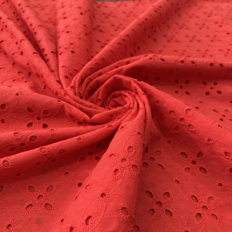 Tecido Laise de algodão Bordada Vermelho Rubi • Luema Tecidos