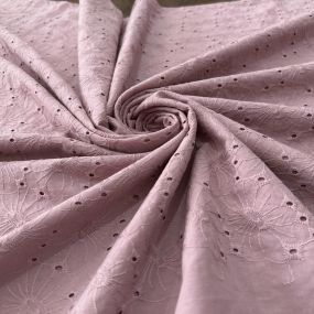 Tecido Laise de algodão Bordada Lavanda Tecido Laise de algodão Bordada Lavanda • Luema Tecidos 2