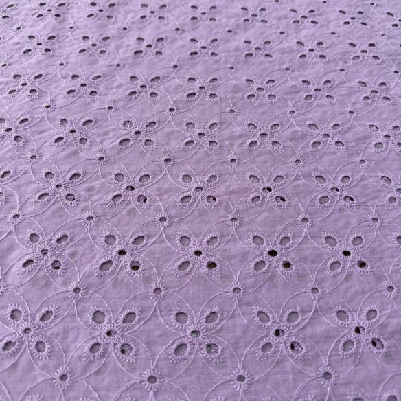 Tecido Laise de algodão Bordada Lilás • Luema Tecidos