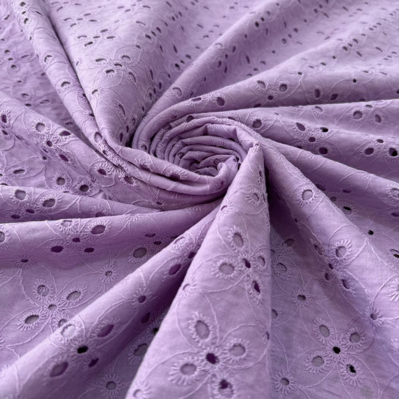 Tecido Laise de algodão Bordada Lilás • Luema Tecidos