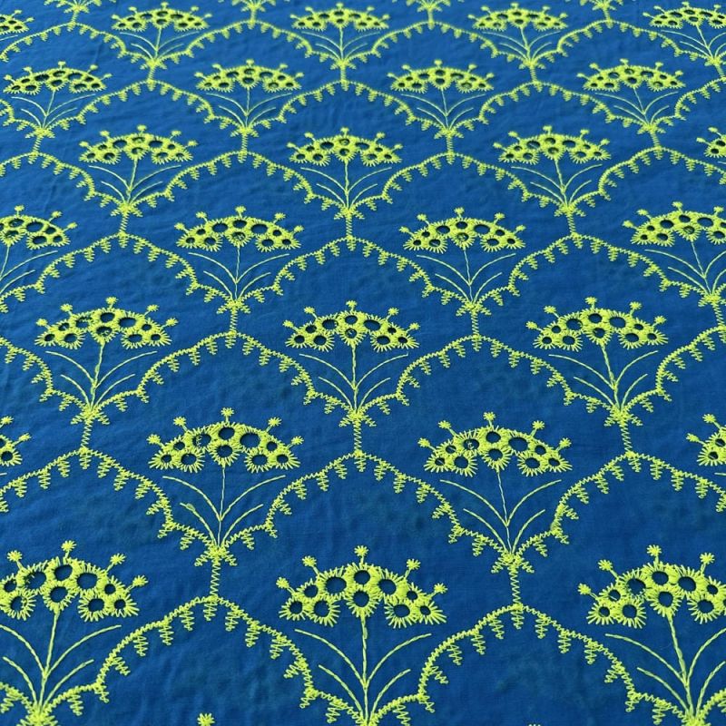 Tecido Laise de algodão Bordada Azul e Amarelo • Luema Tecidos Tecido Laise de algodão Bordada Azul e Amarelo • Luema Tecidos