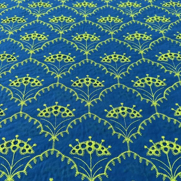 Tecido Laise de algodão Bordada Azul e Amarelo • Luema Tecidos Tecido Laise de algodão Bordada Azul e Amarelo • Luema Tecidos