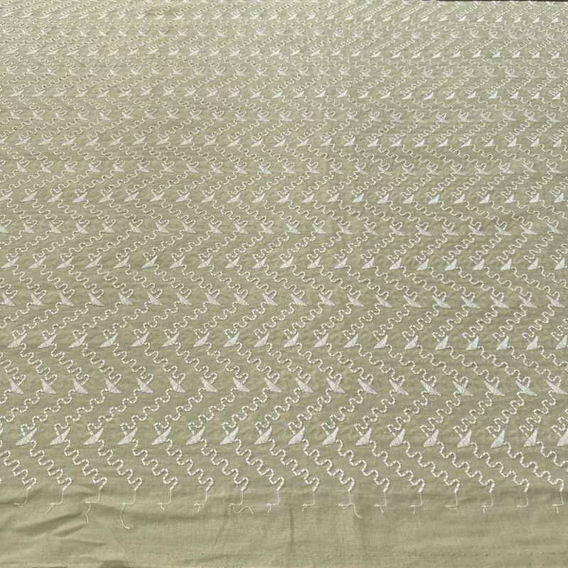 Tecido Laise de algodão Bordada Zig-Zag Bege • Luema Tecidos