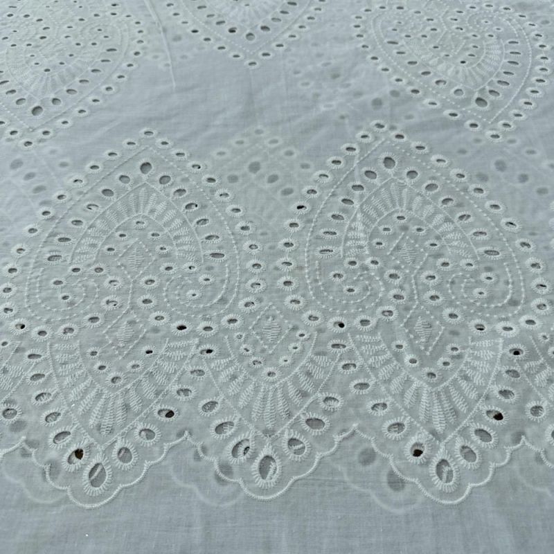 Tecido Laise de algodão Bordada Romantic Branco • Luema Tecidos