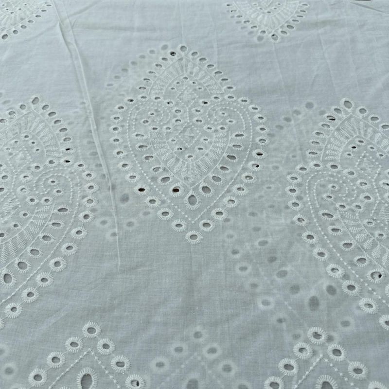 Tecido Laise de algodão Bordada Romantic Branco • Luema Tecidos