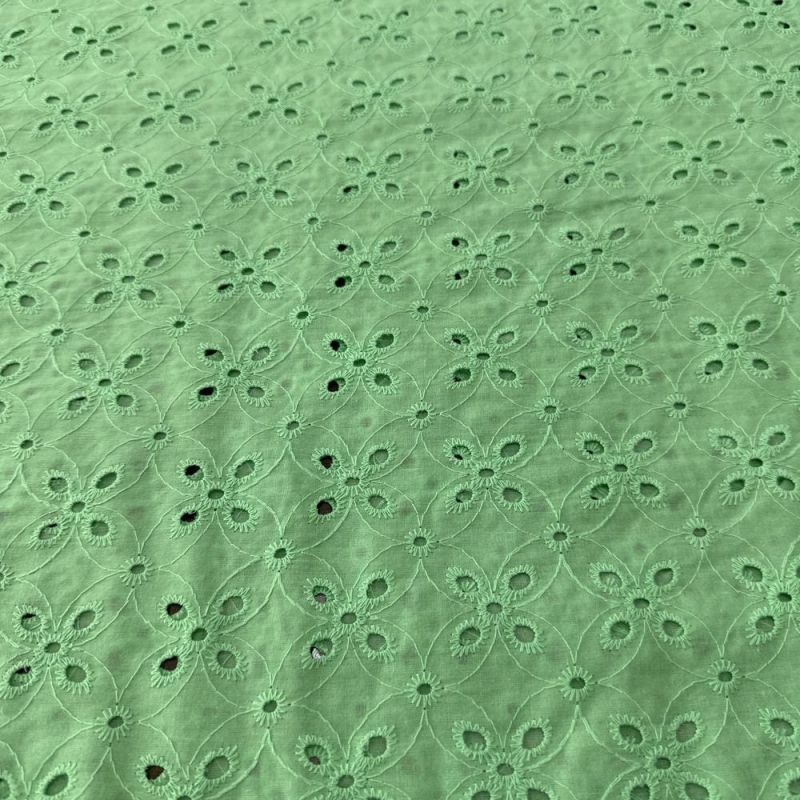 Tecido Laise de algodão Bordada Verde Menta • Luema Tecidos