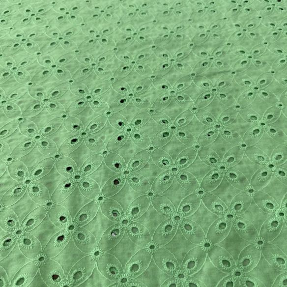Tecido Laise de algodão Bordada Verde Menta • Luema Tecidos