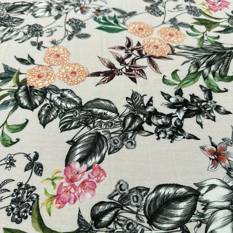 Tecido Viscose Estampada Floral Fundo Areia • Luema Tecidos Tecido Viscose Estampada Floral Fundo Areia • Luema Tecidos