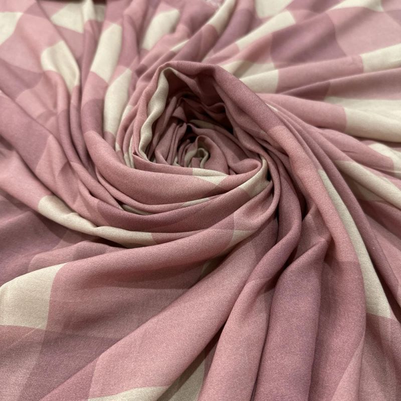 Tecido Viscoseda Xadrez Nude e Rosa • Luema Tecidos