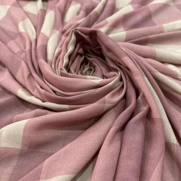 Tecido Viscoseda Xadrez Nude e Rosa • Luema Tecidos