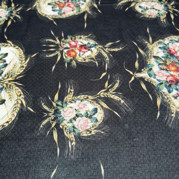 Tecido Musseline Estampado Heart Flowers • Luema Tecidos