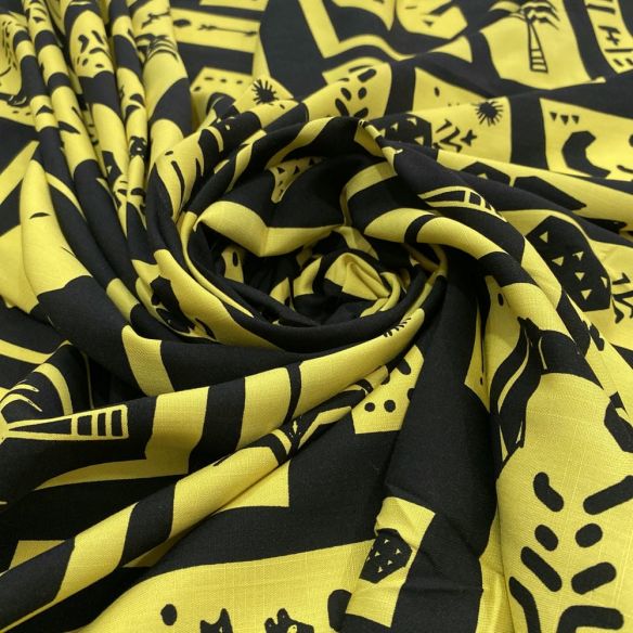 Tecido Viscolinho Estampado Quadros Preto e Amarelo • Luema Tecidos