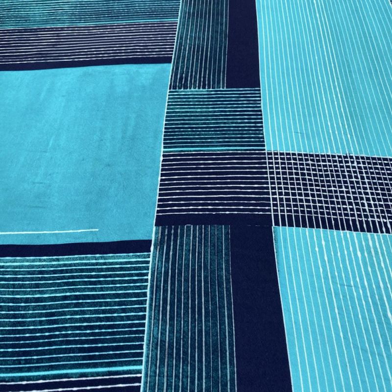 Tecido Crepe Viscose Estampada Quadros Azul • Luema Tecidos