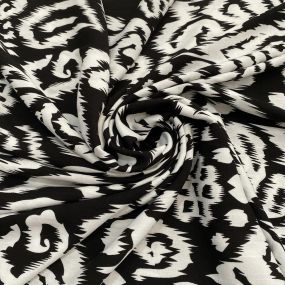 Tecido Viscolinho Estampado Abstrato Preto & Branco • Luema Tecidos