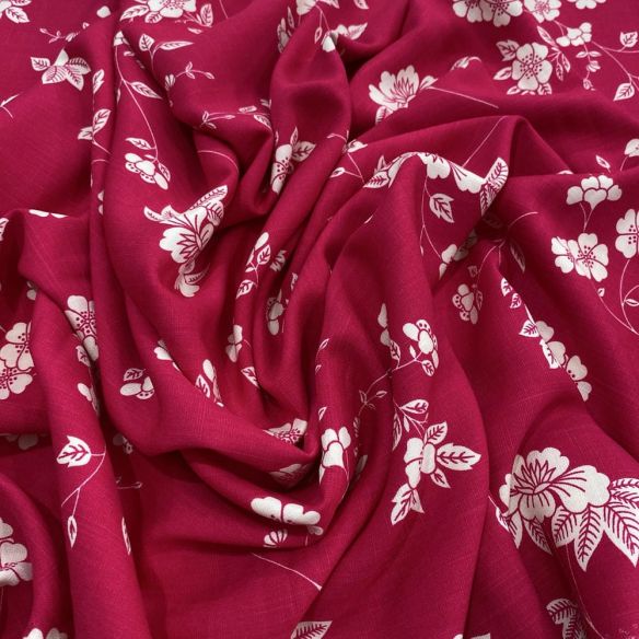 Tecido Viscolinho Estampado Floral Branco Fundo Vermelho • Luema Tecidos