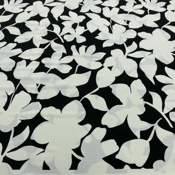 Tecido Viscolinho Estampado Floral Branco Fundo Preto • Luema Tecidos