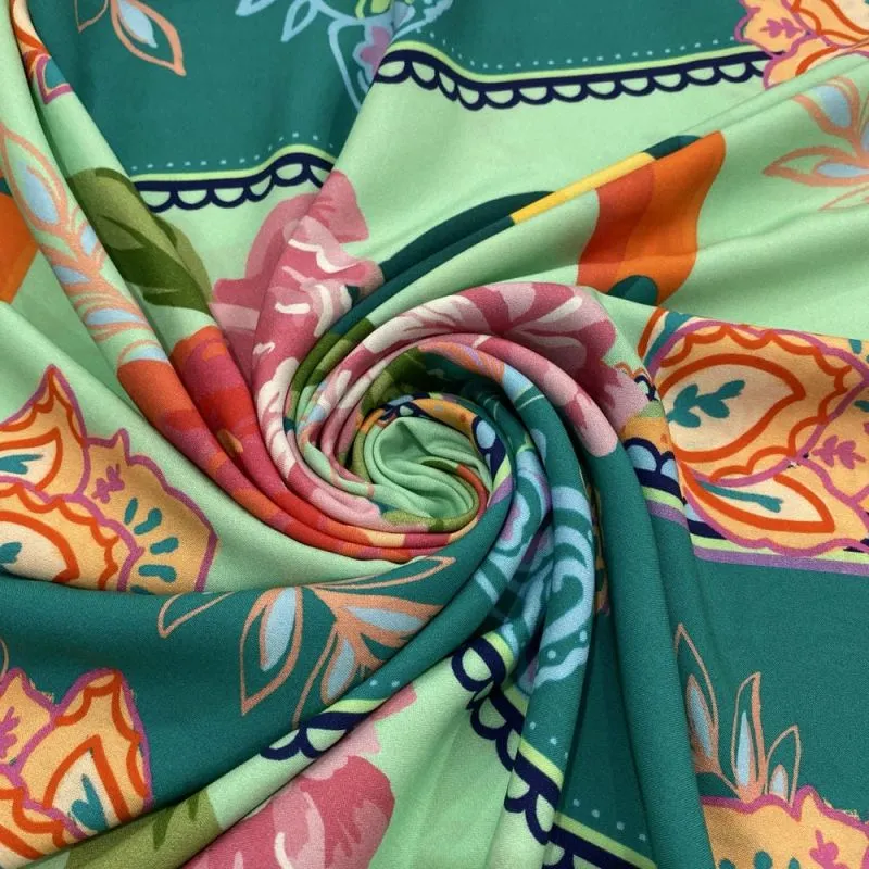 Tecido Viscose Estampada Tucanos Fauna Colorida • Luema Tecidos