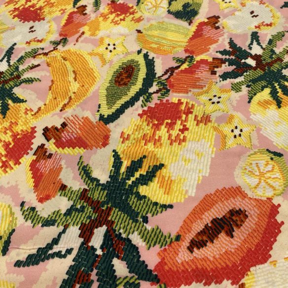 Tecido Viscose Estampada Frutas Pixels • Luema Tecidos