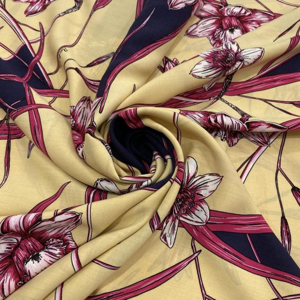 Tecido Viscose Estampada Floral Amarelo FDL • Luema Tecidos